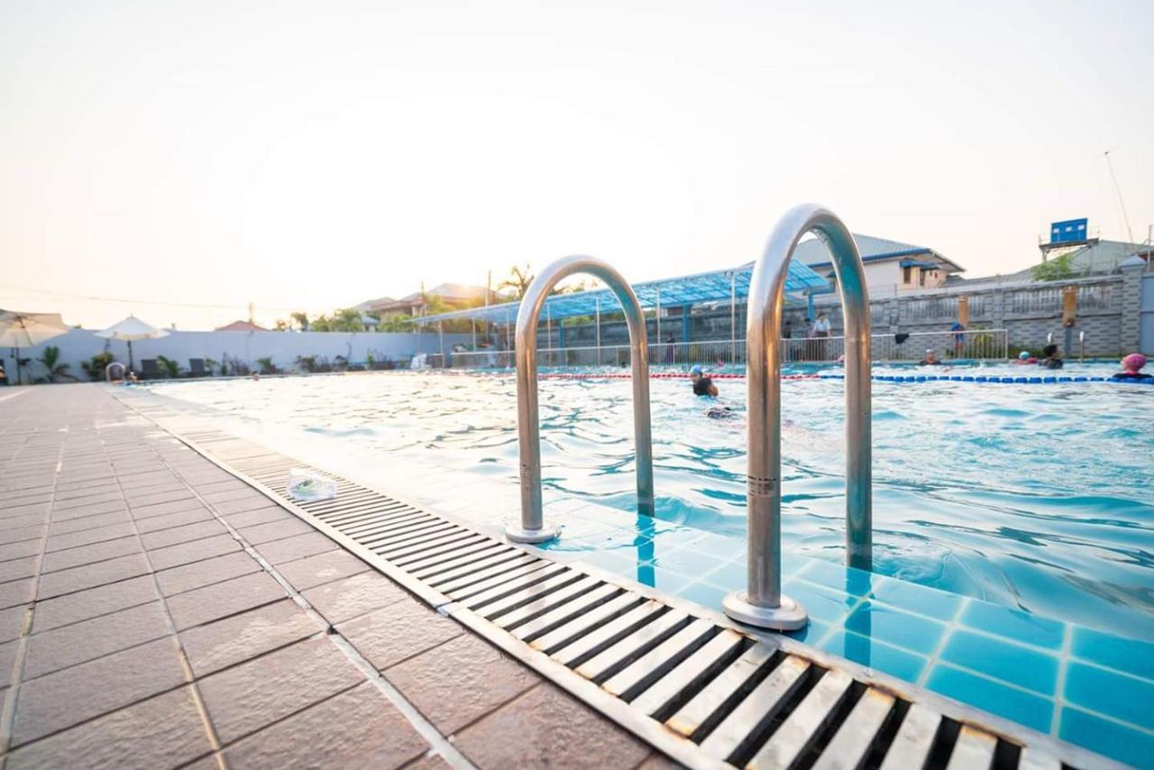 מנדלאי Mandalar May One Hotel מראה חיצוני תמונה