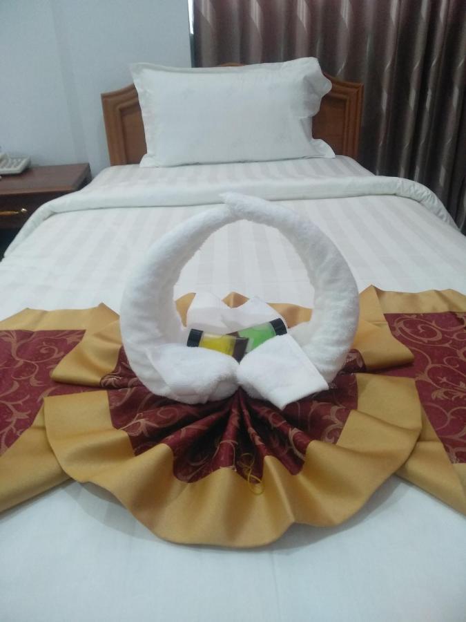 מנדלאי Mandalar May One Hotel מראה חיצוני תמונה